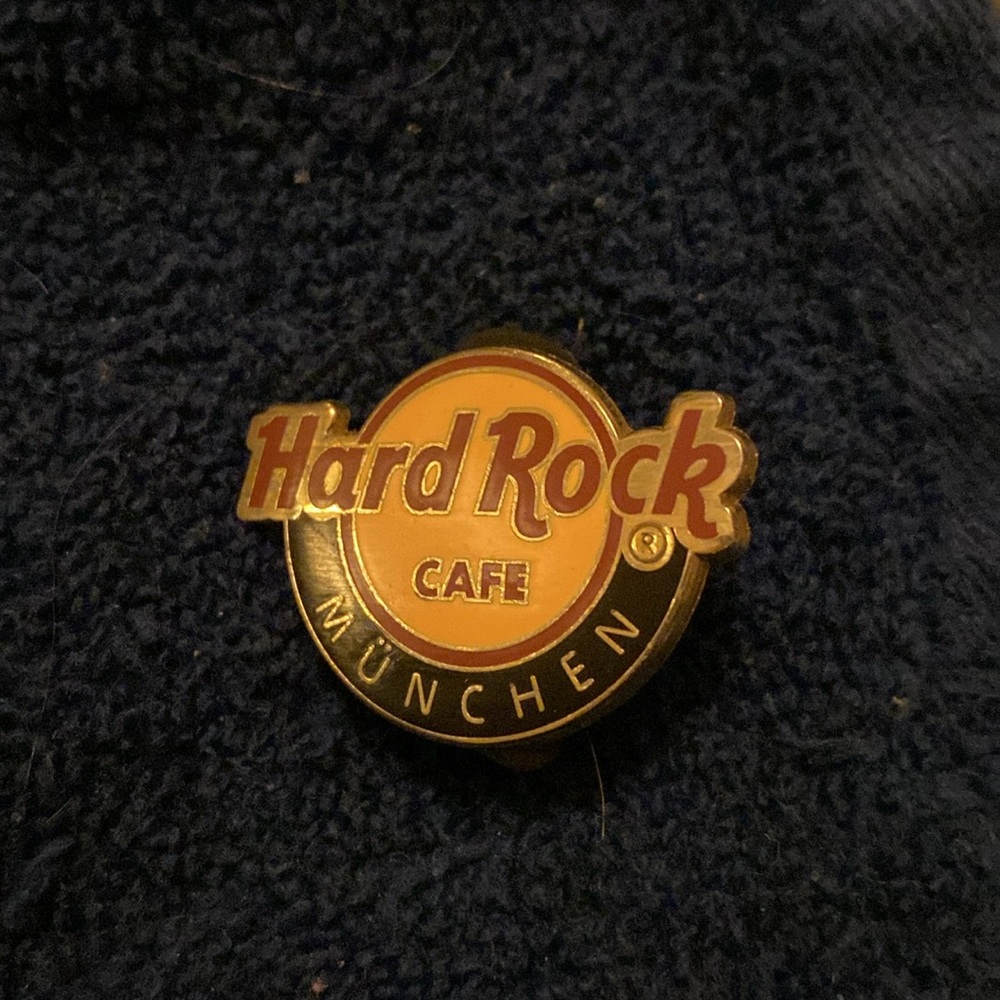 2 pins - Picture 2 of 3